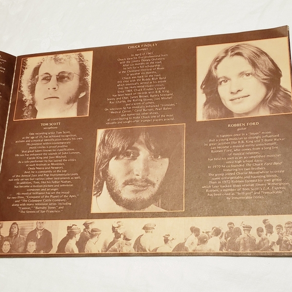 George Harrison Tour Program Book 1974 - Picture 4 of 7